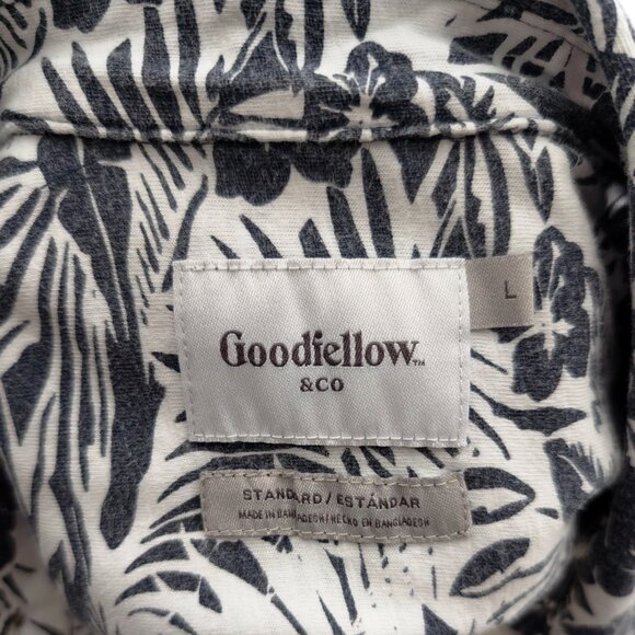 Goodfellow & Co™ Men’s Short Sleeve Collared Button-Down Shirt - Black & White - Picture 6 of 7